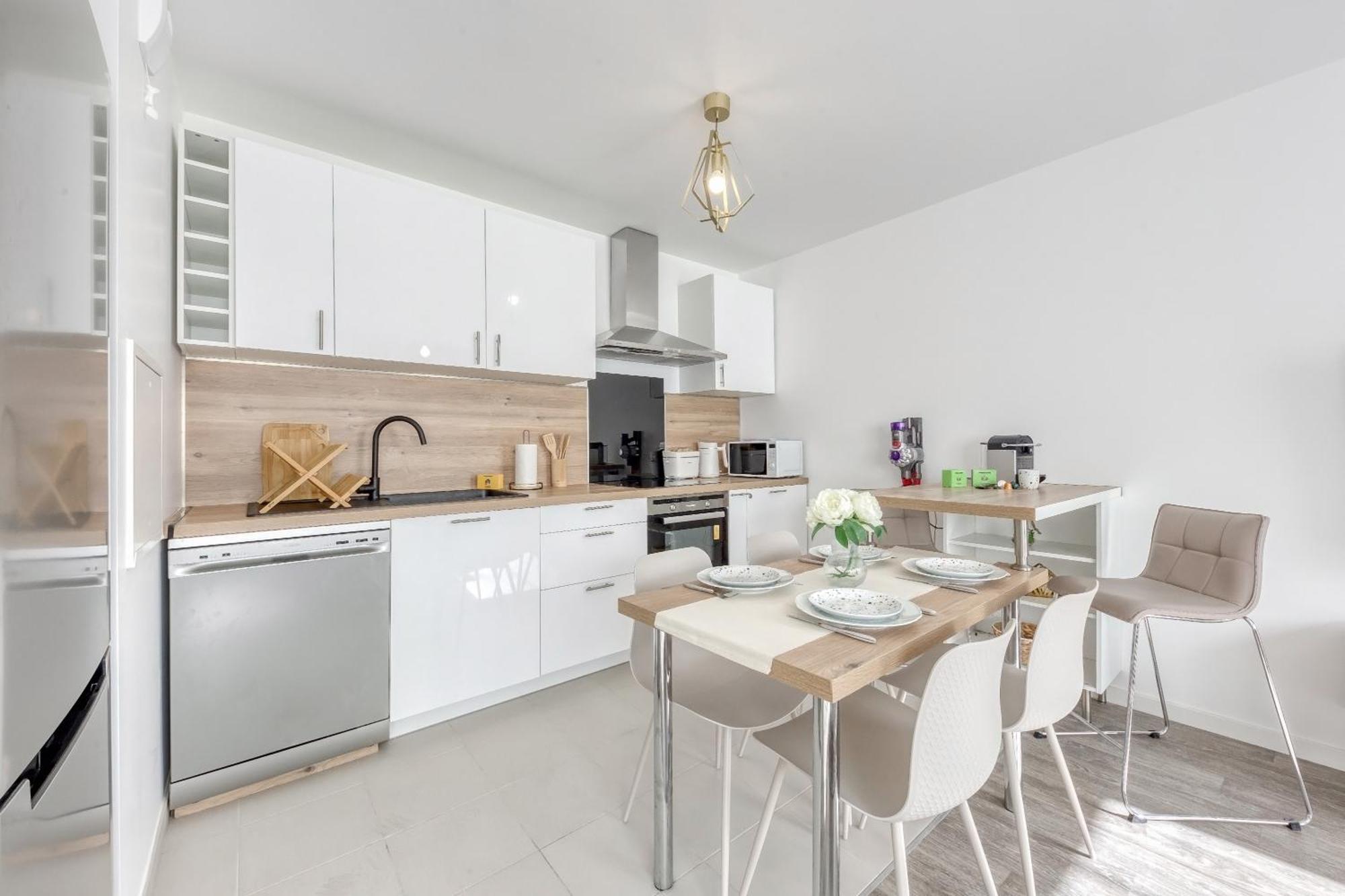 Massy Harmonia - 44m2 Cozy, Parking Apartment *